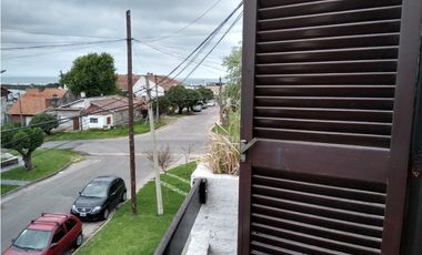 Dúplex con terraza/ Punta Mogotes