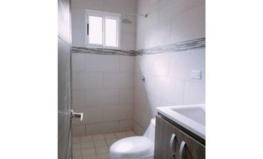 En venta hermosa casa con finos acabados en David!