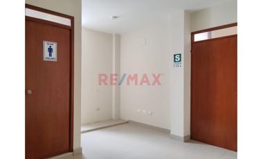 Local Comercial En Venta En Esquina - Talara