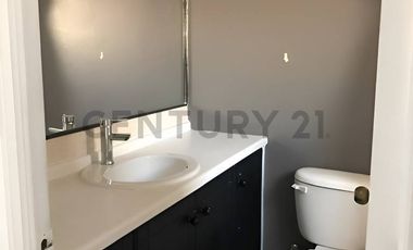 Se vende hermosa y espaciosa casa dentro de lujoso condominio en el sector norte