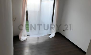 Se vende hermosa y espaciosa casa dentro de lujoso condominio en el sector norte