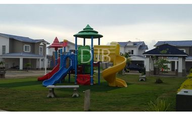 GANGA Venta de casa en Playa Dorada $184.500 #330