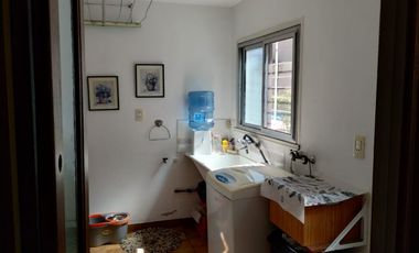 Casa con Departamento en venta en Ezpeleta Este