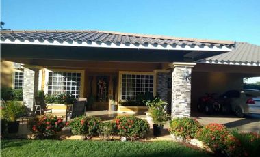 VENDO HERMOSA CASA 4 HAB  EN DOLEGA