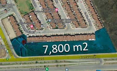 TERRENO EN RENTA JARDINES DE VERSALLES 7,800 M2