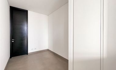 Departamento en Arriendo en Vista Golf, La Dehesa (Dúplex con Jardín privado)