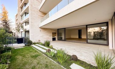 Departamento en Arriendo en Vista Golf, La Dehesa (Dúplex con Jardín privado)