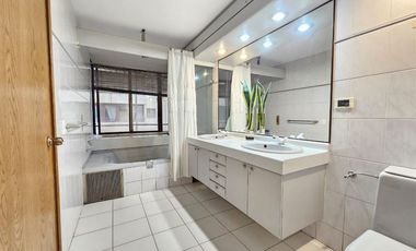 Oportunidad Depto 3D + Sala de star + 2 Servicios, Amoblado