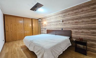 Oportunidad Depto 3D + Sala de star + 2 Servicios, Amoblado