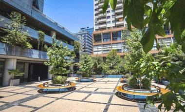 Oficina en Arriendo en Edificio Palladio /Metro Pedro de Valdivia