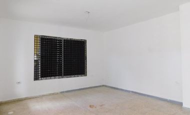 casa-local en arriendo/venta en los andes. Cod V82400