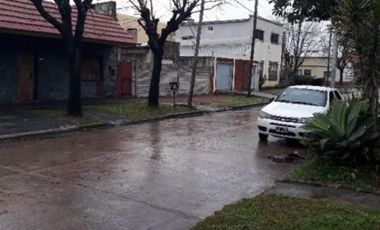 PH TIPO CASA DE 3 AMBIENTES + 1 DEPTO A TERMINAR APTO CREDITO  TEMPERLEY