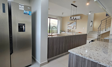 Se Vende Casa en Costa Verde Riverview