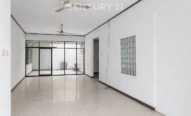 RUMAH LUAS 1 Lt KOMPLEK KEDOYA INDAH , KEBON JERUK JAKBAR