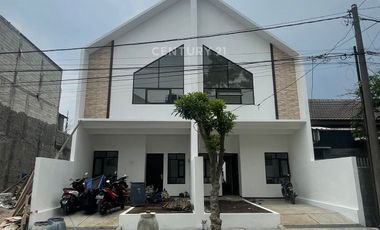 Rumah Baru 2 Lantai Di Taman Holis Indah Bandung