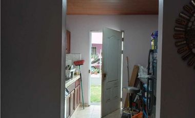 VENDO CASA DE 3 HAB EN BUGABA