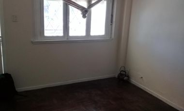 EXCELENTE CASA EN LOTE PROPIO A MTS DE AV. MARQUEZ Y CENTRO COMERCIAL.