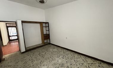 casa en venta en quinta oriental. Cod V5573