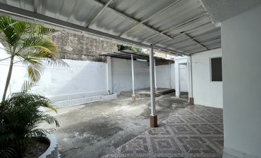 casa en venta en quinta oriental. Cod V5573