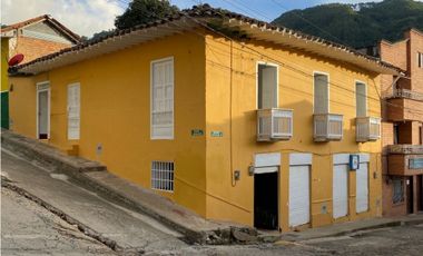 Casa independiente en venta Venecia Antioquia