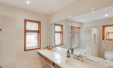 casa en arriendo/venta en aposentos. Cod A28100