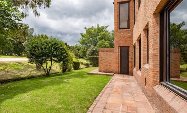 casa en arriendo/venta en aposentos. Cod A28100