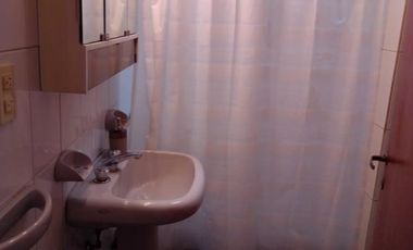 HAEDO NORTE 3 CDAS ESTACION. MUY BUEN DUPLEX 3 AMB CON COCHERA CUBIERTA Y PATIO