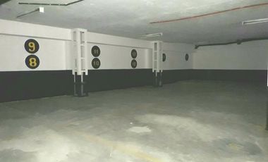 edificio en arriendo/venta en el chico. Cod V2405