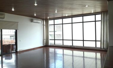 edificio en arriendo/venta en el chico. Cod V2405