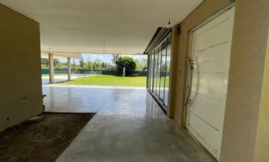 Casa 4 Ambientes En Venta - Francisco Alvarez, Moreno