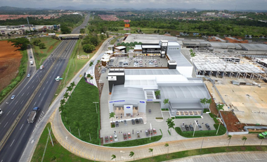 Se Alquilan Locales Comerciales en Plaza Central de Costa Verde