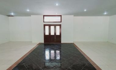 Dijual Murah Restoran Central Wisata Pantai Senggigi Lombok