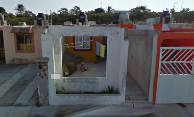 RR REMATES BANCARIOS CASA DE 1 P COL LOMAS DE RIO MEDIO