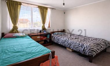 Se vende casa en condominio de Buin.