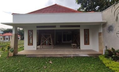 RUMAH MEWAH NUANSA VILLA DI KAWASAN WISATA BOROBUDUR