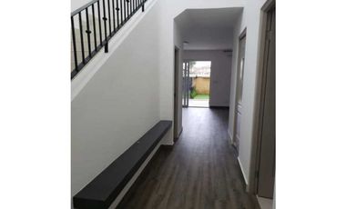 VENDO CASA EN VILLA ALTA BRISAS DEL GOLF