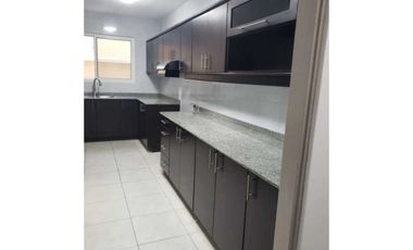 VENDO CASA EN VILLA ALTA BRISAS DEL GOLF