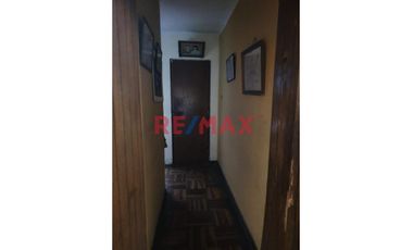 Vendo Casa (4Pisos) Urb.Palao Smp