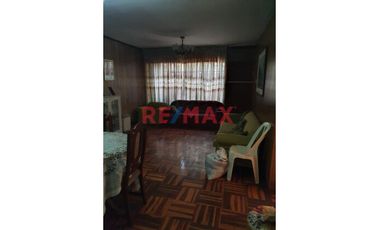 Vendo Casa (4Pisos) Urb.Palao Smp