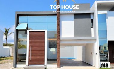 Casa en venta en Veracruz, Lomas del Sol 3 habitaciones alberca
