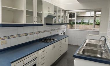Casa arriendo 5 dorm.4 baños 2 box techados,Viña del Mar