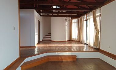 Casa arriendo 5 dorm.4 baños 2 box techados,Viña del Mar