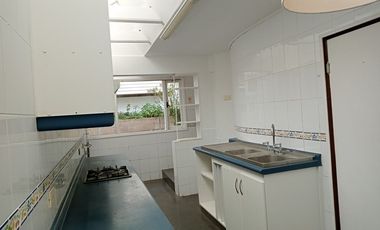 Casa arriendo 5 dorm.4 baños 2 box techados,Viña del Mar