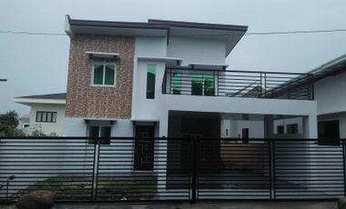 Modern House with 3 Bedroom in Angeles City Near Clark Airpo