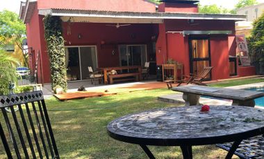 Venta Casa 5 Ambientes con Piscina en Barrancas de Santa Maria Tigre