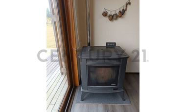 PARCELA 5020 M2, CASA 135 M2 CONDOMINIO, 8 KM CENTRO PUCON VISTAS VOLCAN Y LAGO