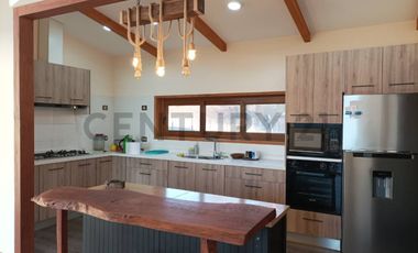 PARCELA 5020 M2, CASA 135 M2 CONDOMINIO, 8 KM CENTRO PUCON VISTAS VOLCAN Y LAGO