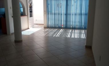 SE VENDE HERMOSA CASA