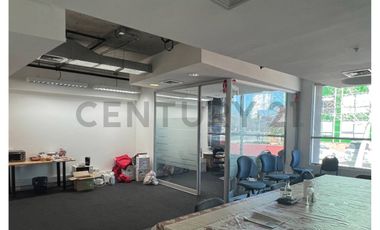 OFICINA EN ARRIENDO CIUDAD EMPRESARIAL HUECHURABA