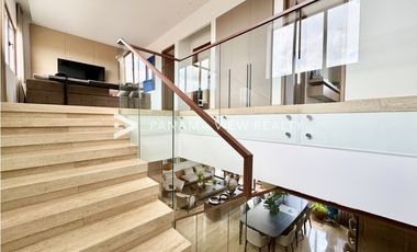 THE WOODS NEW / SANTA MARIA / VENTA